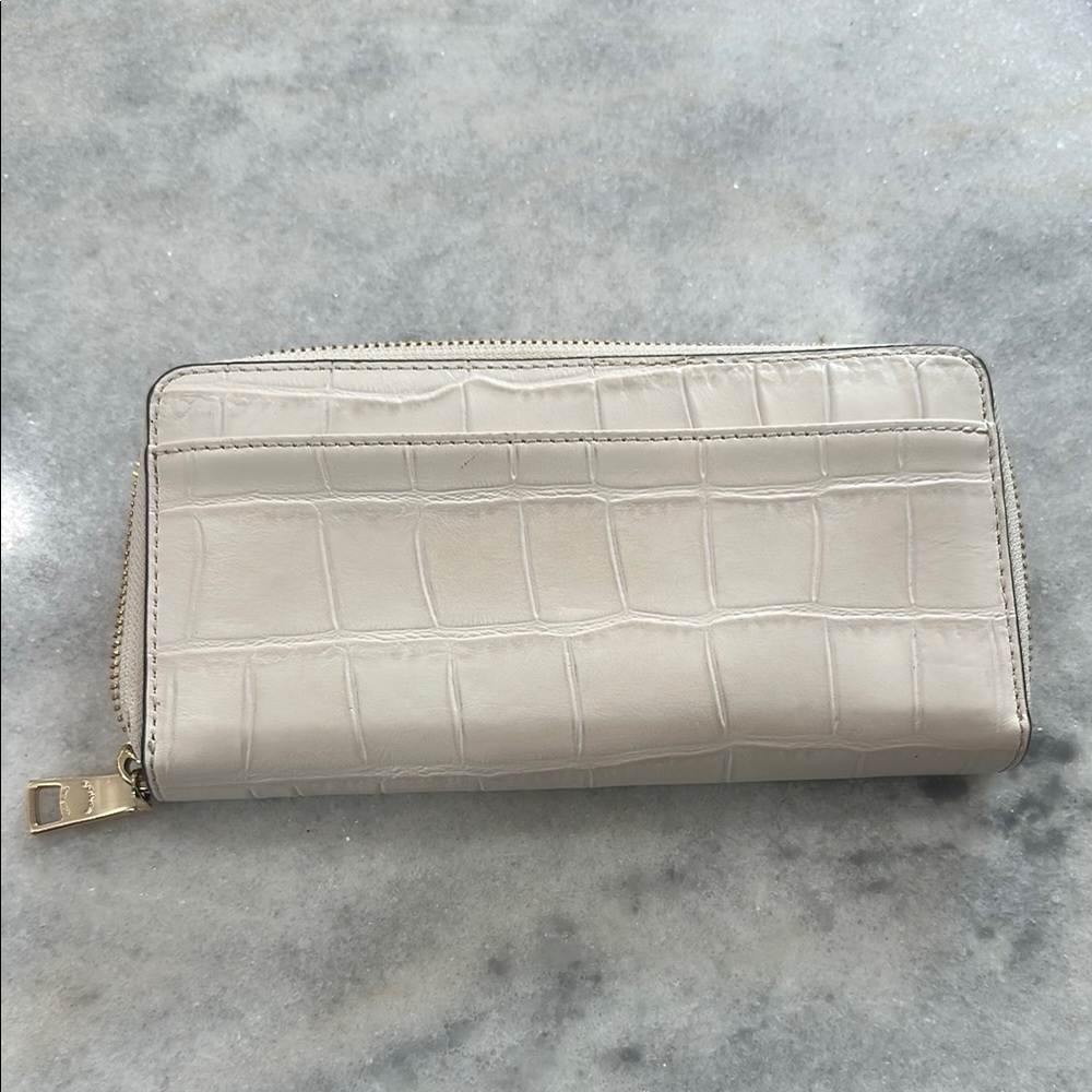 Coach Cream Croc-Embossed Wallet - Picture 4 of 5